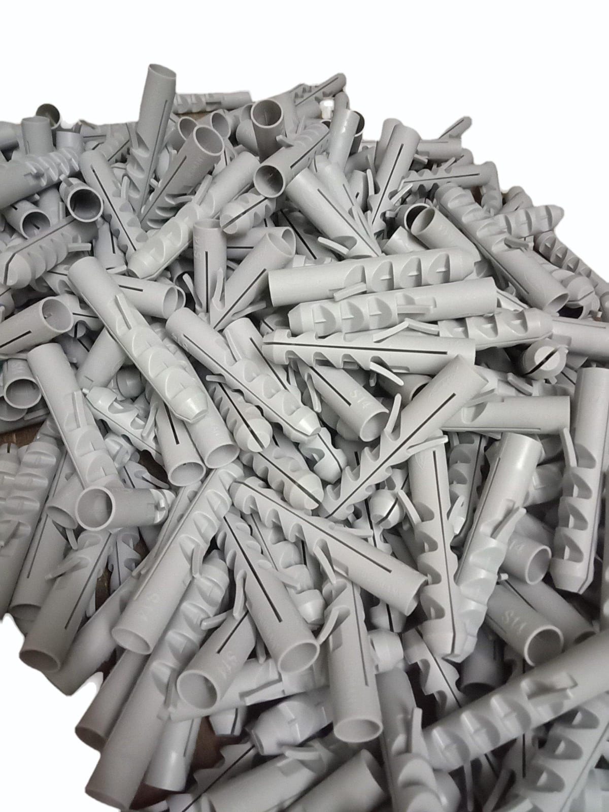 Wall Plugs Assortment Pack - Premium Fasteners Collection